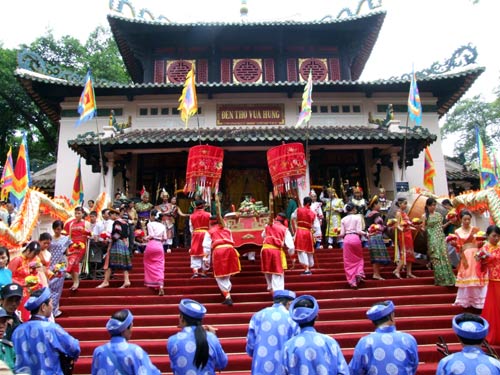 Phong phú các tour du lịch tâm linh ảnh 1